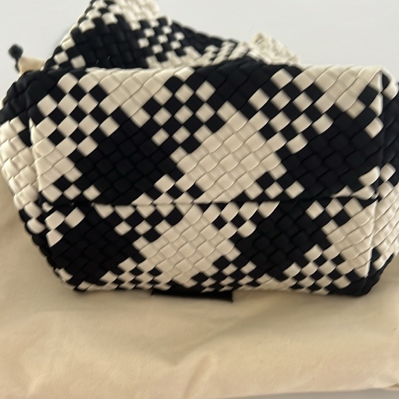 Naghedi beautiful woven bag - Picture 7 of 9